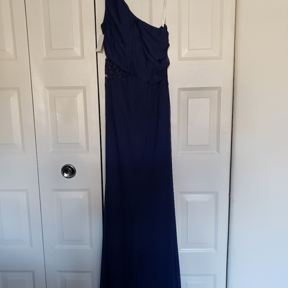 Dress - Picture 2 of 7